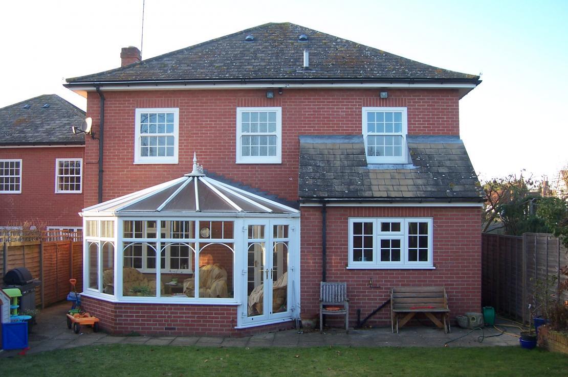 Traditional Sash Windows v Flush Sash Windows in Hemel Hempstead